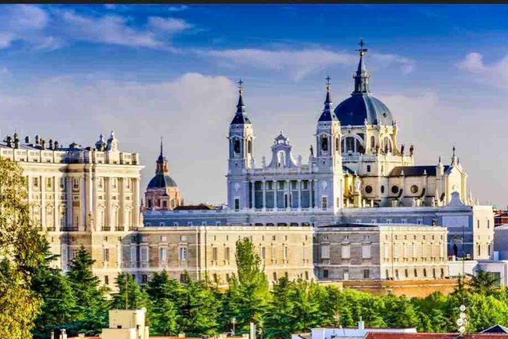 מדריד El Apartamento En Opera Palacio Real מראה חיצוני תמונה